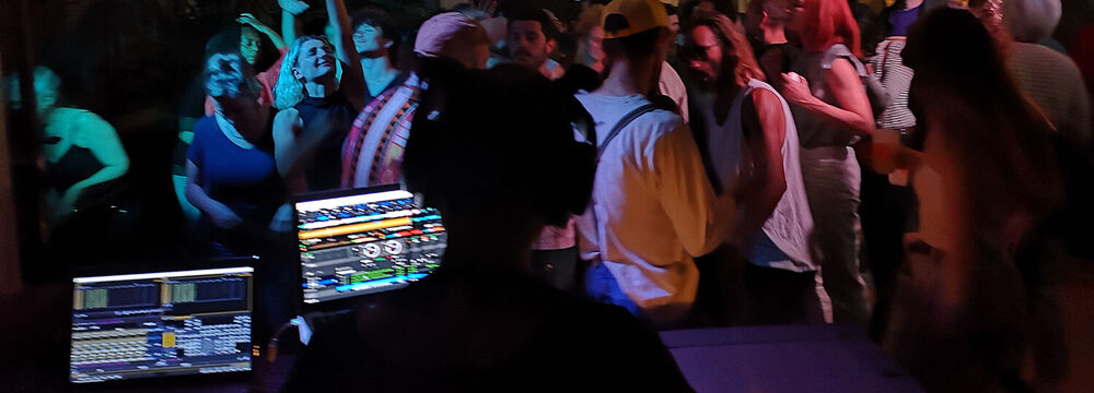 Soirée Platines à l'issue du spectacle La Tour de Constance - DJ Set avec Julie Borgel, comédienne de la Cie