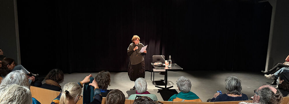 Traversée : Rencontre animée par la psychologue Viviane Guerre. Thème : Est-ce qu’en m’intégrant, je me désintègre, je désintègre les miens ? Je perds mon intégrité ? Autour de Vertiges