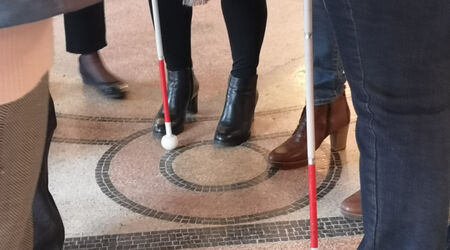 Avec vous / Spectateur·ice·s non-voyant·e·s ou malvoyant·e·s, spectateurs non-voyants ou malvoyants - informations et actions