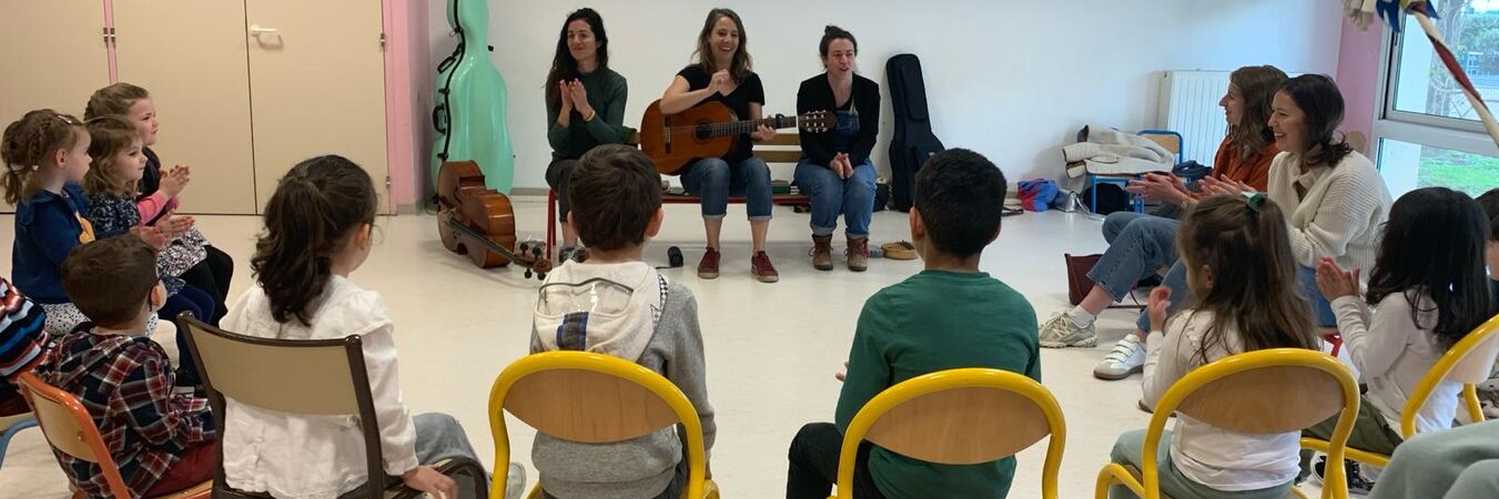 Le TMS 3 - 20 ans | projet musical autour du spectacle Au creux de l'oreille - Cie Pic & Colegram