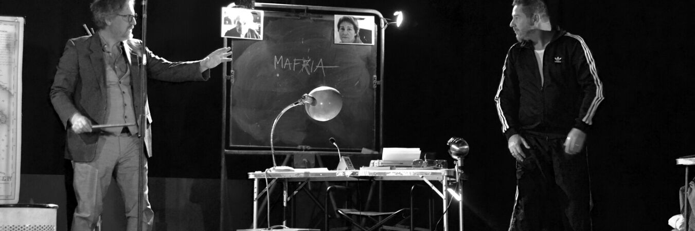 La Truelle | La Truelle - Fabrice Melquiot | Production déléguée du Théâtre Molière, Sète | Théâtre | Tournée