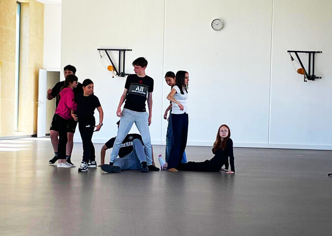 [RP] Invitation Petit KM de danse