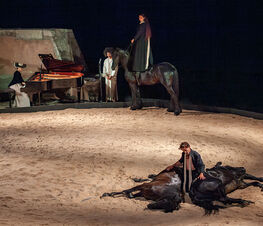 Entre Chiens et Loups - Théâtre du Centaure