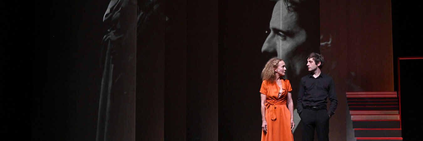 Le Rouge et le noir | Le Rouge et le Noir - Stendhal - Catherine Marnas | Théâtre | Le spectacle est proposé en audiodescription le 7 mai, 19h
