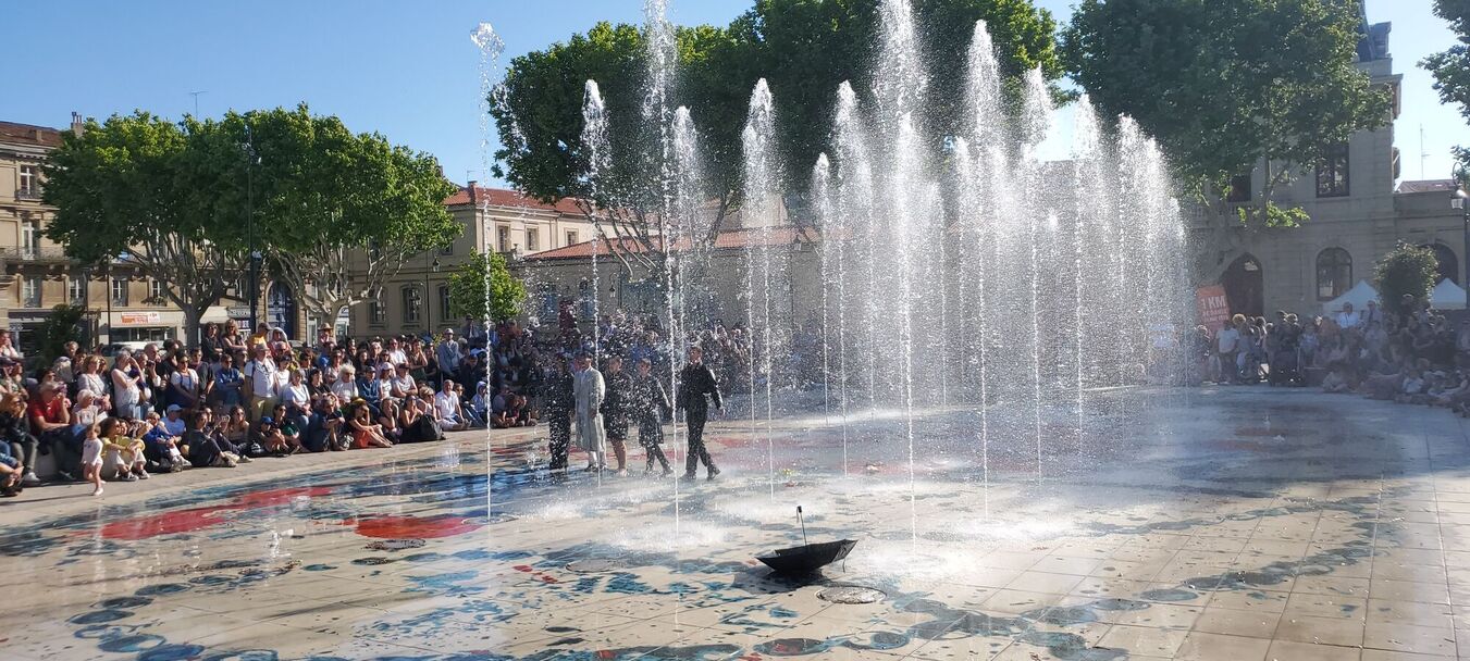 GUSH IS GREAT - Performance in situ | Julie Botet - Max Gomard - Philomène Jander<br>Zoé Lakhnati - Simon Le Borgne - Ulysse Zangs