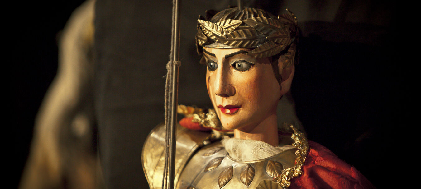 Caligula | ANNULÉ | Annulé | Giovanni Maria Pagliardi - Vincent Dumestre / Le Poème Harmonique - Mimmo Cuticchio - Alexandra Rübner - Arcal C<sup>ie</sup> Nationale de Théâtre Lyrique et Musical