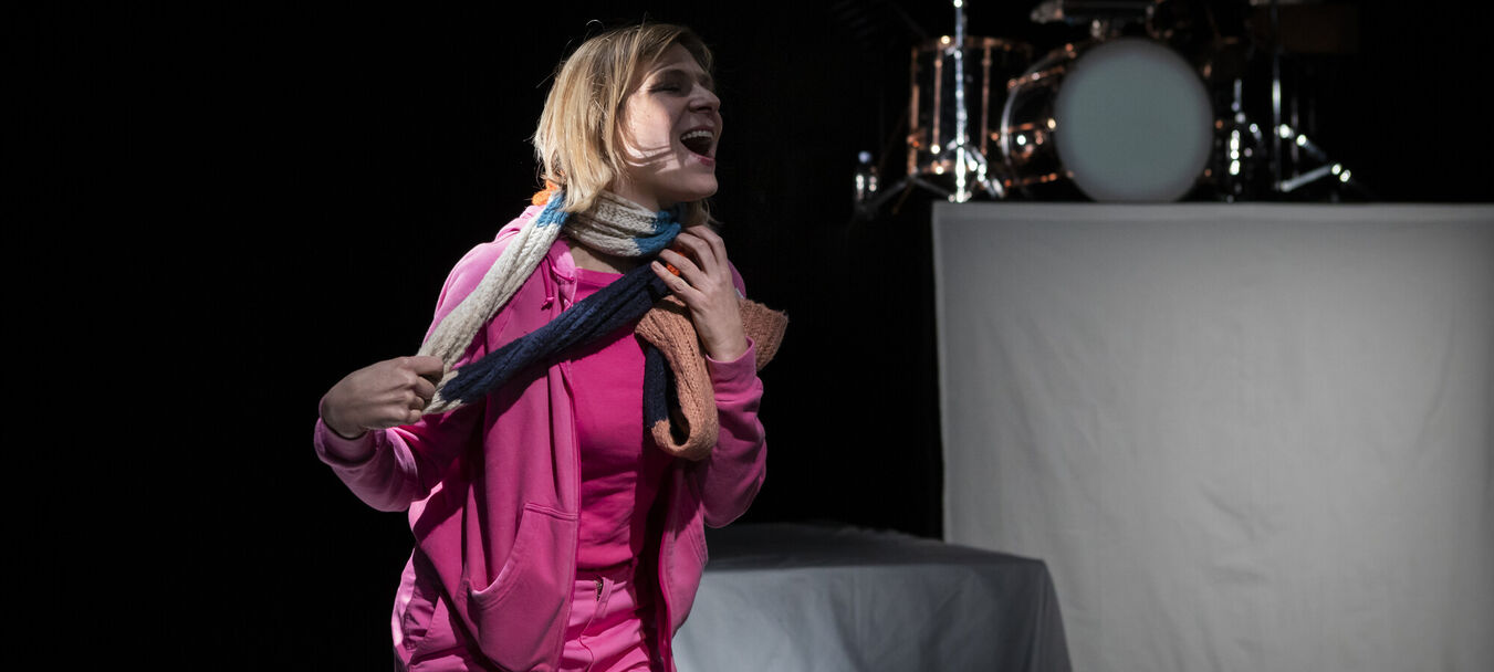 Chasser les fantômes | ANNULE | Chasser les fantômes - Collectif Ildi ! Eldi | Hakim Bah - Sophie Cattani - Collectif Ildi ! Eldi