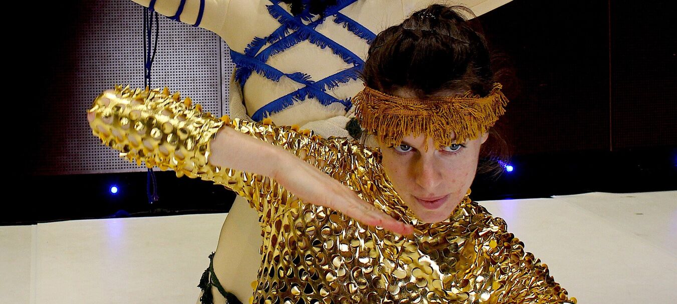 Guérillères | ANNULE | Marta Izquierdo Muñoz - [Lodudo] Produccion