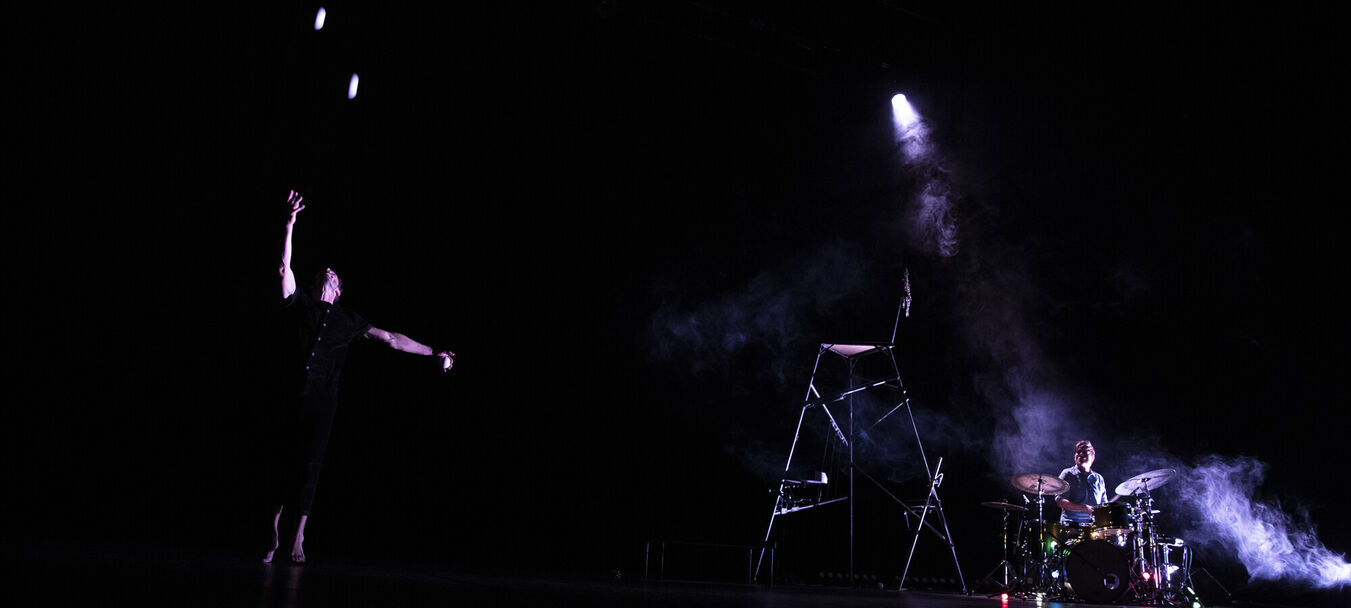 S’assurer de ses propres murmures | ANNULÉ | S'assurer de ses propres murmures | Collectif Petit Travers | Artistes associés