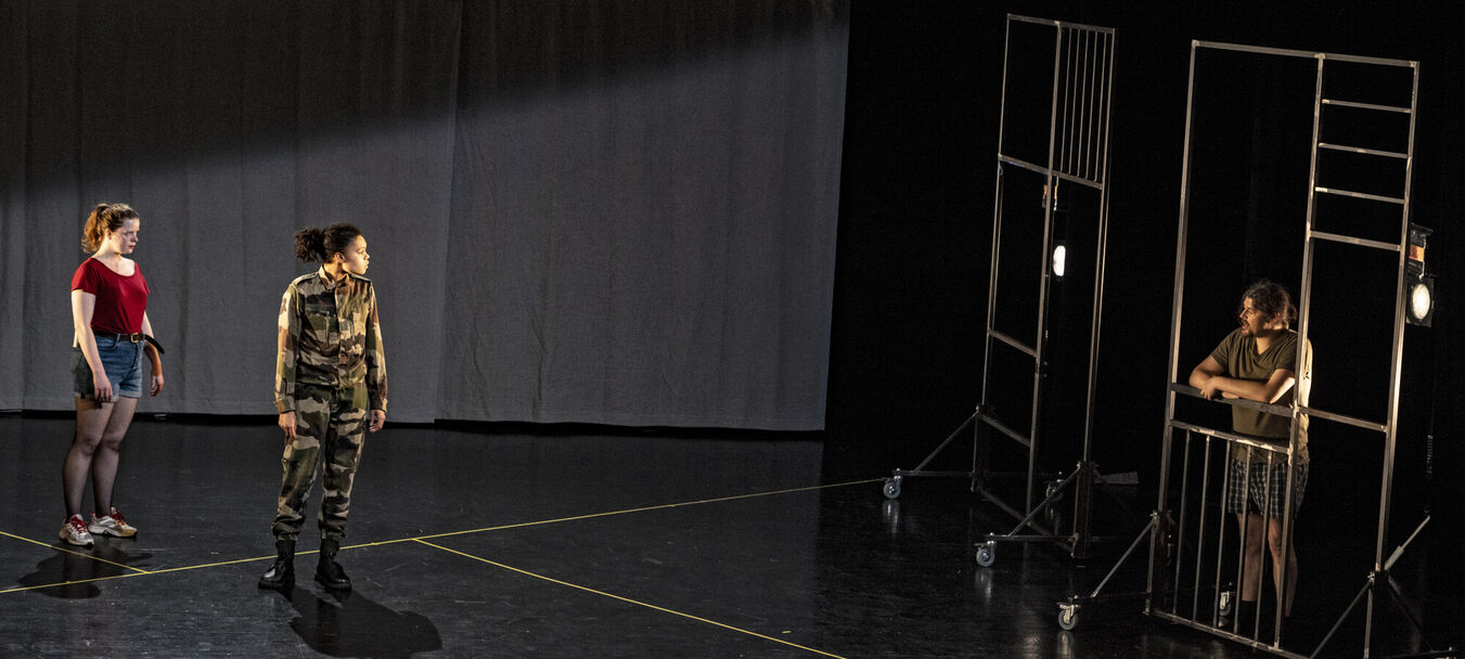 S’ENGAGER | ANNULÉ | S'ENGAGER de Anne Courel - Cie Ariadne | Magali Mougel – Anne Courel – C<sup>ie</sup> Ariadne