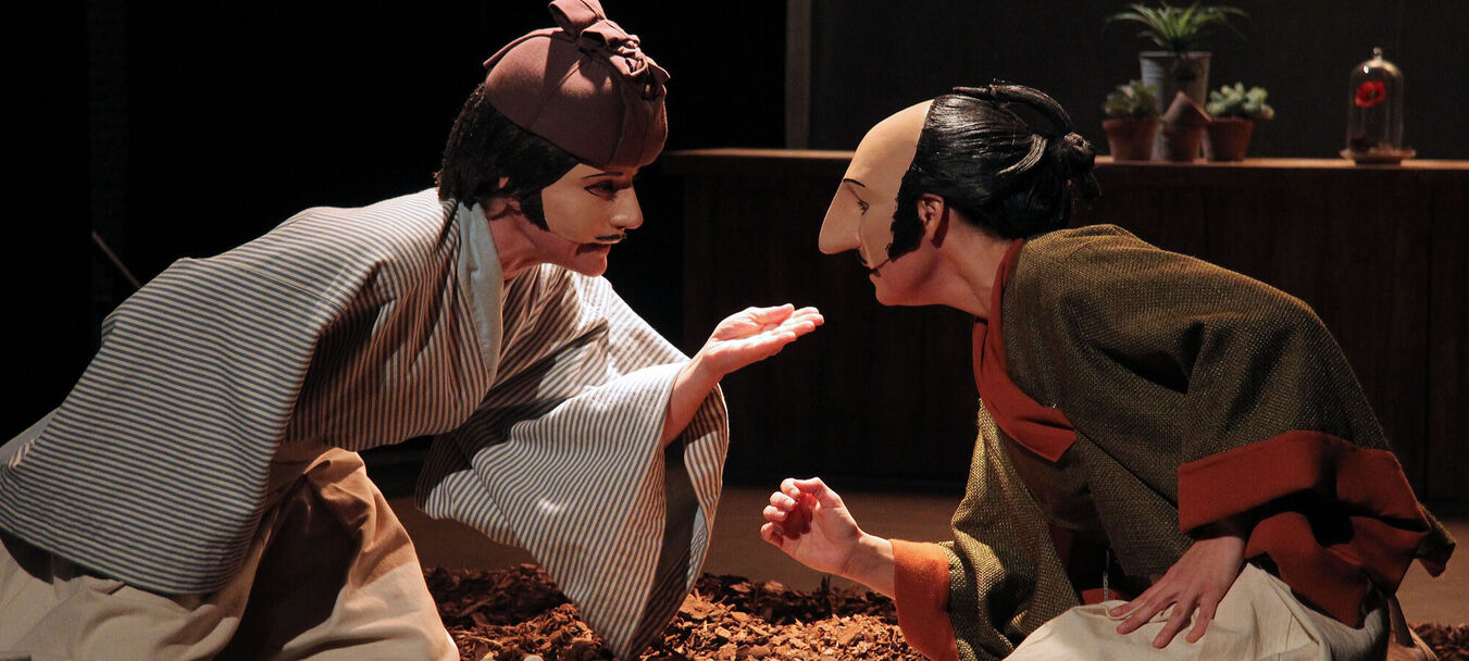 Caché dans son buisson de lavande, Cyrano sentait bon la lessive | Taï-Marc Le Thanh – Hervé Estebeteguy - C<sup>ie</sup> Hecho en casa