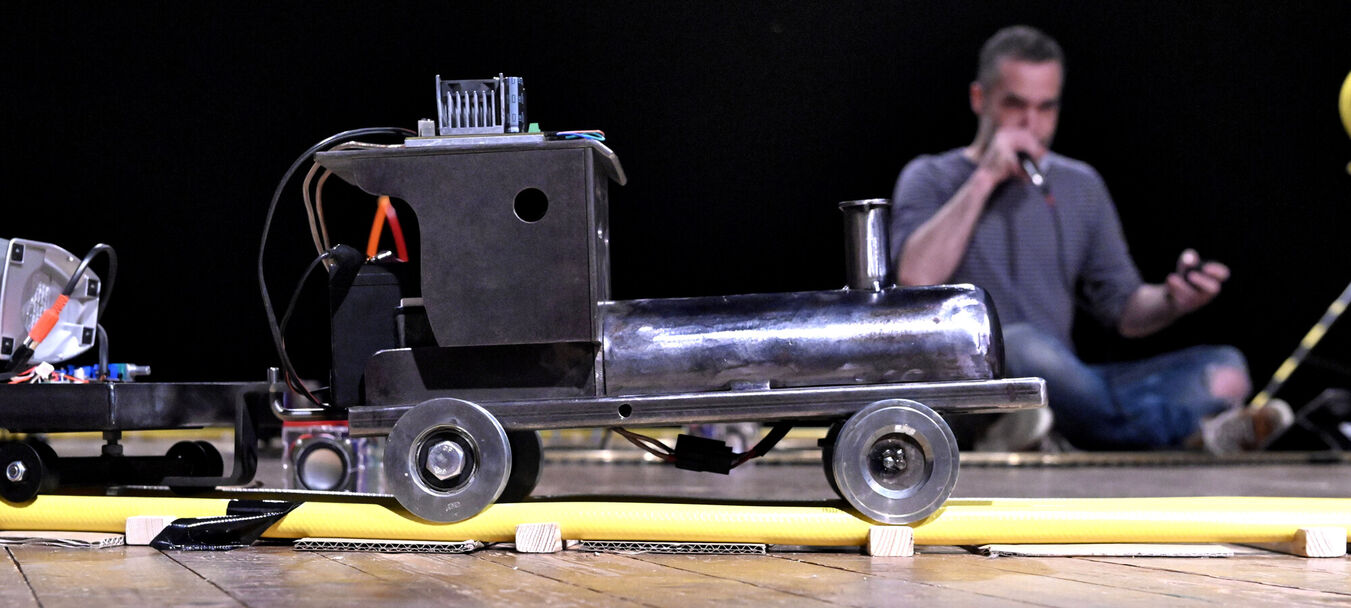 TRACK | Céline Garnavault - C<sup>ie</sup> La Boîte à Sel