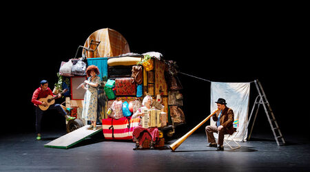 Saison 2023 – 2024 / Dans la Caravana, Dans la Caravana - Catherine Anne - Fabienne Pralon - C<sup>ie</sup> A Brûle-Pourpoint - Théâtre, Catherine Anne - Fabienne Pralon - C<sup>ie</sup> A Brûle-Pourpoint