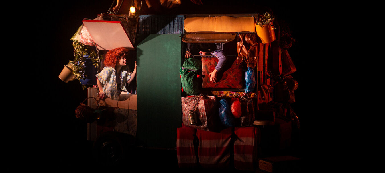 Dans la Caravana | Dans la Caravana - Catherine Anne - Fabienne Pralon - C<sup>ie</sup> A Brûle-Pourpoint - Théâtre | Catherine Anne - Fabienne Pralon - C<sup>ie</sup> A Brûle-Pourpoint