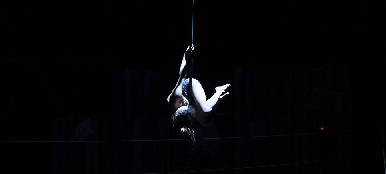 La Boite de Pandore | La Boîte de Pandore - Marion Coulomb - Cie Betterland - Cirque | Marion Coulomb - C<sup>ie</sup> Betterland