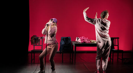 Saison 2023 – 2024 / Renversante, Renversante - Florence Hinckel - Léna Bréban - Théâtre, Florence Hinckel - Léna Bréban