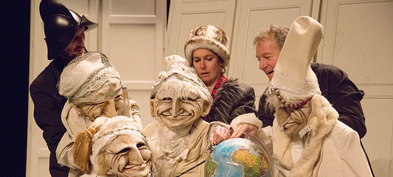 7 soeurs de Turakie | 7 soeurs de Turakie - Turak théâtre - théâtre de marionnettes | Emili Hufnagel - Michel Laubu - Turak Théâtre