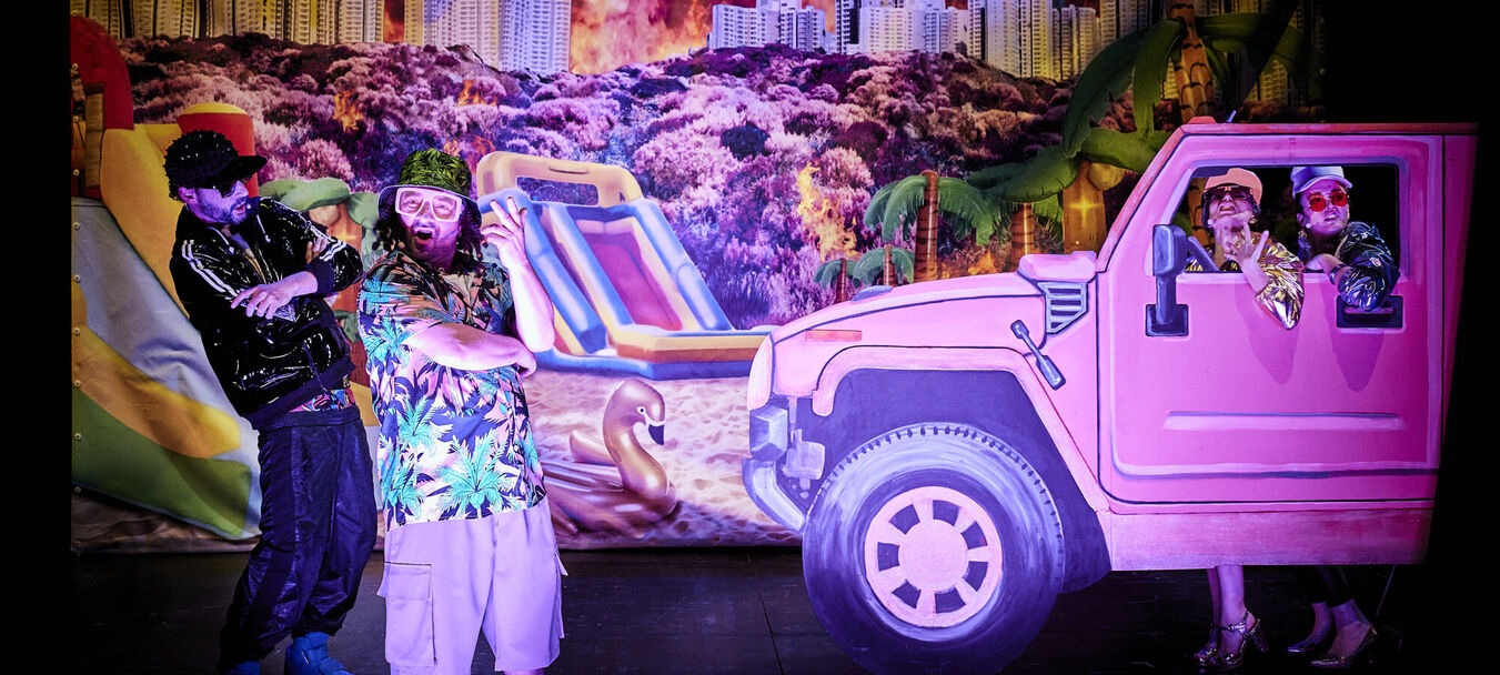 Chamonix | Chamonix - 26000 Couverts - Comédie Musicale | Philippe Nicolle - Gabor Rassov - 26000 couverts