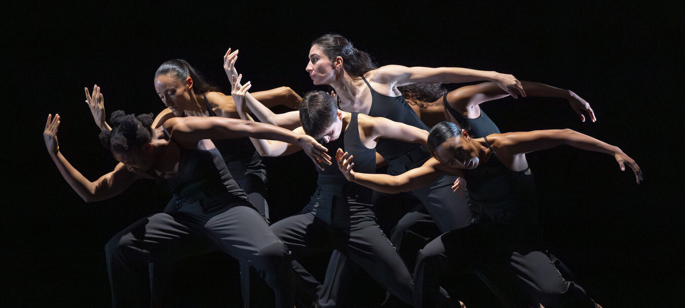 De Fugues… en Suites... | De fugues... en suites | Salia-sanou - Cie Mouvements Perpetuels | Danse | Spectacle accessible aux personnes sourdes ou malentendantes | Salia Sanou - C<sup>ie</sup> Mouvements perpétuels