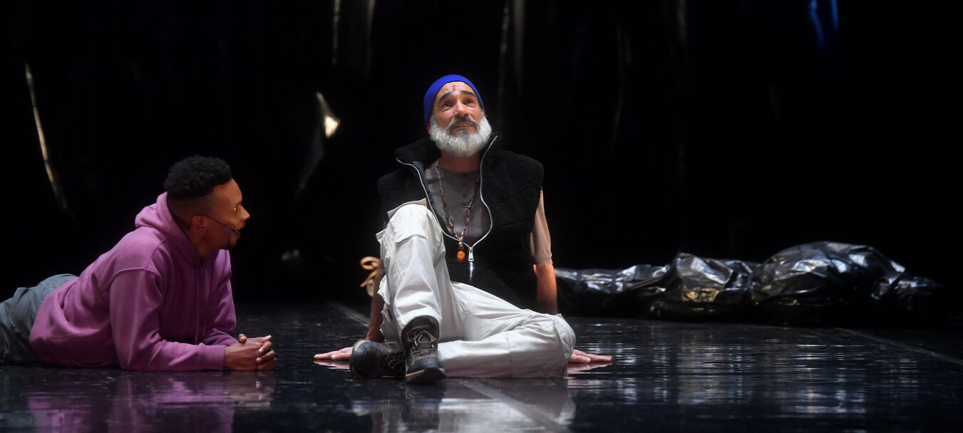 Les Hommes bleus | Les Hommes Bleus | Sarah Fourage - Toni Cafiero - Cie Faux Magnifico | Théâtre | 12 ans et  + | Sarah Fourage - Toni Cafiero  - C<sup>ie</sup> Faux Magnifico