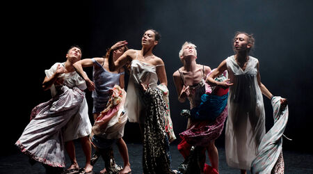 Saison 2024 – 2025 / Maldonne, Maldonne  Danse | Leïla Ka | Danse | Spectacle accessible aux personnes sourdes ou malentendantes, Leïla Ka