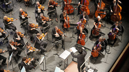 Saison 2024 – 2025 / Orchestre national Montpellier Occitanie, Orchestre national Montpellier Occitanie | Beethoven - Panufnik  Reinecke |  Musique classique | Spectacle accessible aux personnes aveugles ou malvoyantes, Beethoven - Panufnik - Reinecke