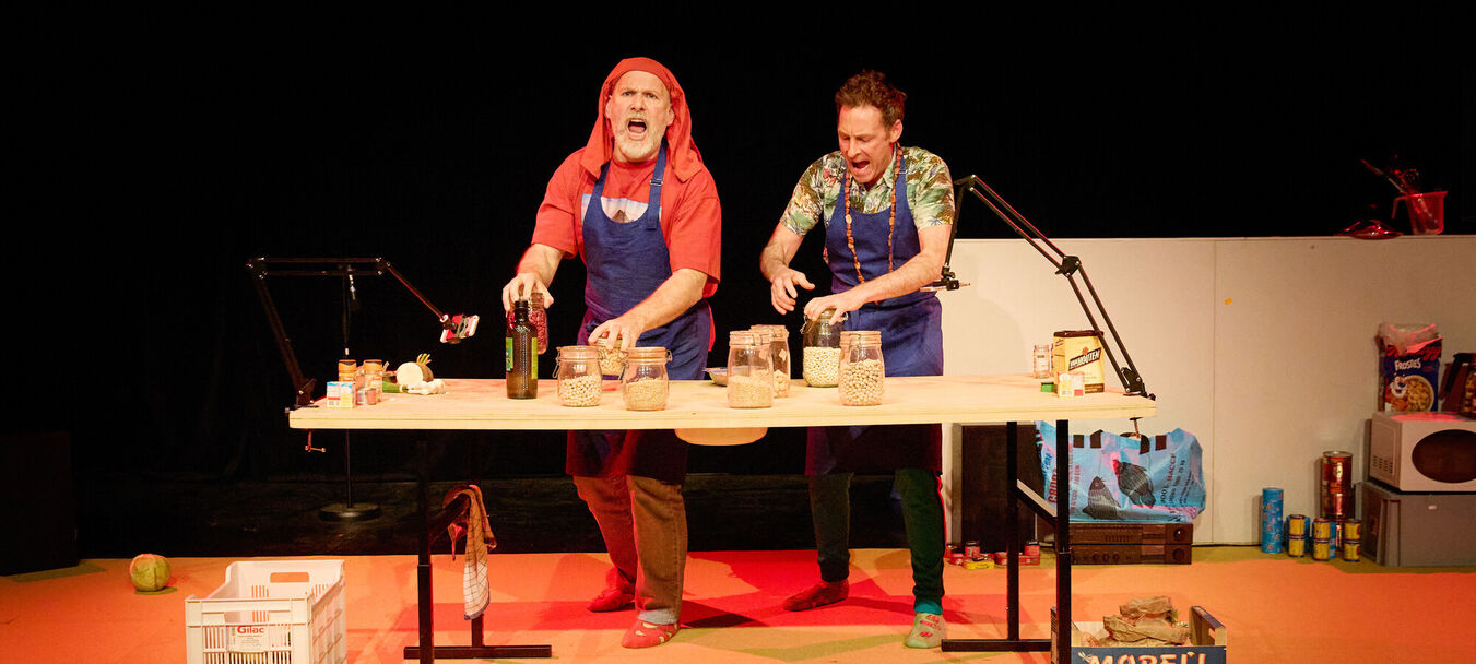 Une Histoire de l’argent racontée aux enfants et à leurs parents | Une Histoire de l’argent racontée aux enfants et à leurs parents | Bérangère Jannelle - Cie La Ricotta | Théâtre d’objets | 10 ans et + | La Passerelle, sète | Bérangère Jannelle - C<sup>ie</sup> La Ricotta