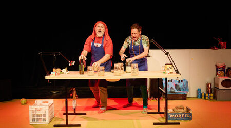 Saison 2024 – 2025 / Une Histoire de l’argent racontée aux enfants et à leurs parents, Une Histoire de l’argent racontée aux enfants et à leurs parents | Bérangère Jannelle - Cie La Ricotta | Théâtre d’objets | 10 ans et + | La Passerelle, sète, Bérangère Jannelle - C<sup>ie</sup> La Ricotta