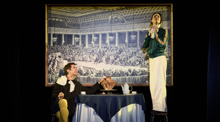 Saison 2025-2026 / Brioches et révolution !, Brioches et révolution ! (ou la révolution racontée aux enfants et à leurs parents) | Bérangère Jannelle  Cie La Ricotta | Théâtre d’objets | à partir de 11 ans, Bérangère Jannelle  - C<sup>ie</sup> La Ricotta