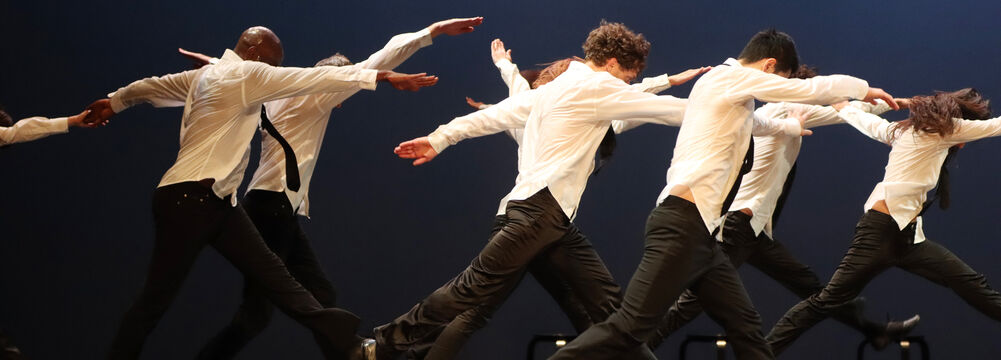 Cher Cinéma | Jean-Claude Gallotta - Groupe Émile Dubois | Danse | Spectacle accessible aux personnes sourdes ou malentendantes