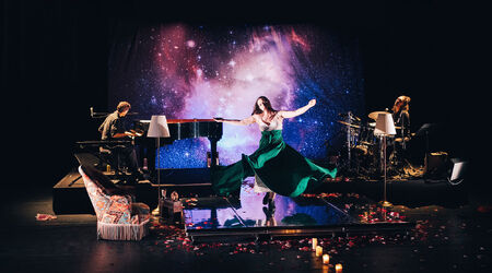 Saison 2025-2026 / Niquer la fatalité, Niquer la fatalité | Estelle Meyer – Margaux Eskenazi – Phénomènes | Théâtre musical, Estelle Meyer – Margaux Eskenazi – Phénomènes