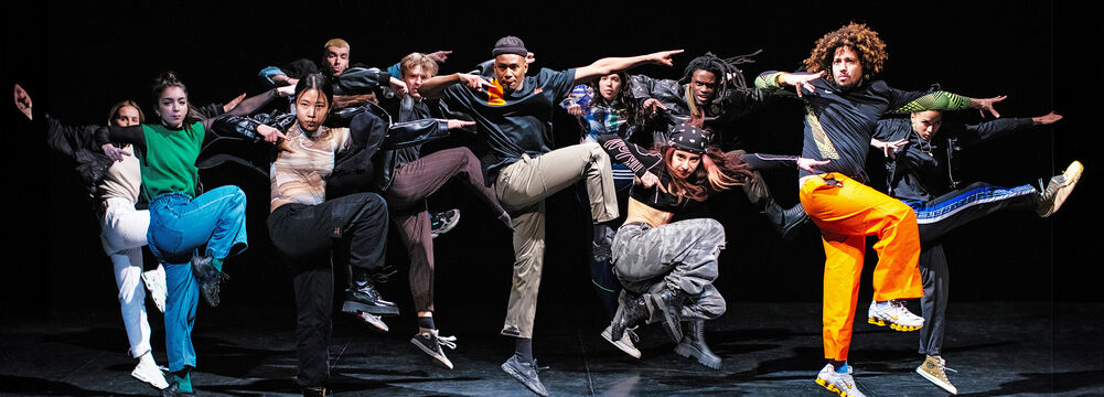 Rave Lucid | Laura Defretin – Brandon Masele – Cie Mazelfreten | Danse électro | Spectacle accessible aux personnes sourdes ou malentendantes