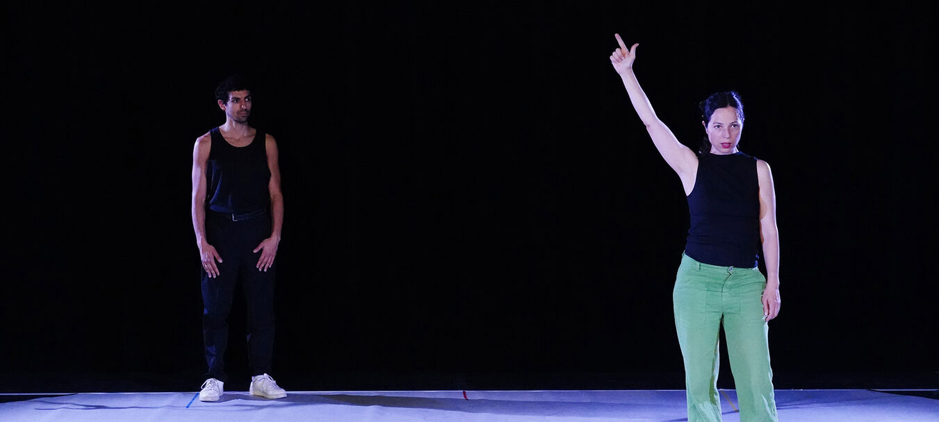 Retour de la préfecture | Retour de la préfecture | Jessica Biermann – Grunstein  Sophie Lagier – Acetone Cie | Théâtre | à partir de 14 ans | Jessica Biermann Grunstein – Sophie Lagier – Acetone C<sup>ie</sup>