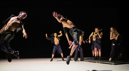 Saison 2026 – 2027 / FUGACES, Danse | Fugaces - Aina alegre - Centre Chorégraphique National de Grenoble & Studio Fictif  | Temps fort Alors on danse ! | Spectacle accessible aux personnes sourdes ou malentendantes, Aina Alegre – Centre chorégraphique national de Grenoble & Studio Fictif