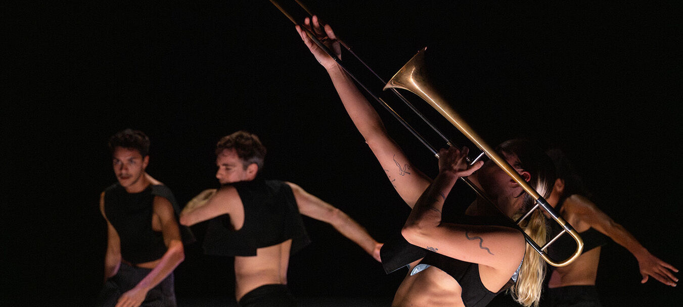 FUGACES | Danse | Fugaces - Aina alegre - Centre Chorégraphique National de Grenoble & Studio Fictif  | Temps fort Alors on danse ! | Spectacle accessible aux personnes sourdes ou malentendantes | Aina Alegre – Centre chorégraphique national de Grenoble & Studio Fictif