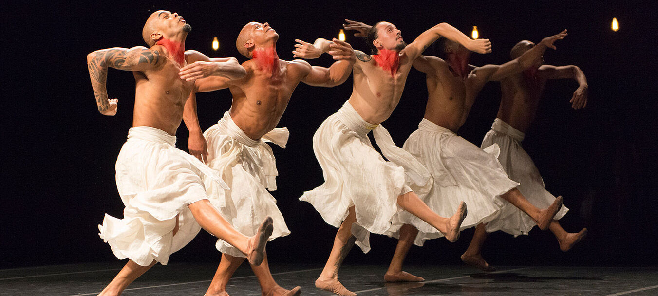 Grupo Corpo | Danse |  Grupo Corpo  - Piracema & Gira -  Rodrigo Pederneiras – Cassi Abranches | Spectacle accessible aux personnes sourdes ou malentendantes | Rodrigo Pederneiras – Cassi Abranches