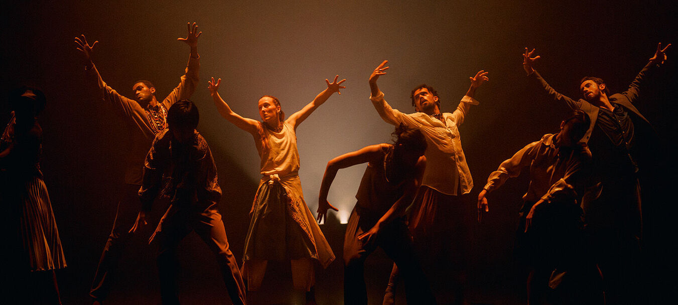 IN THE BRAIN | Danse | IN THE BRAIN - Hofesh Shechter – Shechter II | Spectacle accessible aux personnes sourdes ou malentendantes | Gilets vibrants mis à disposition, vendredi 30 avril | Hofesh Shechter – Shechter II